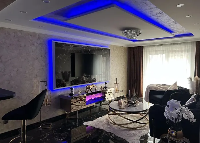 公寓 Luxurynight-spa